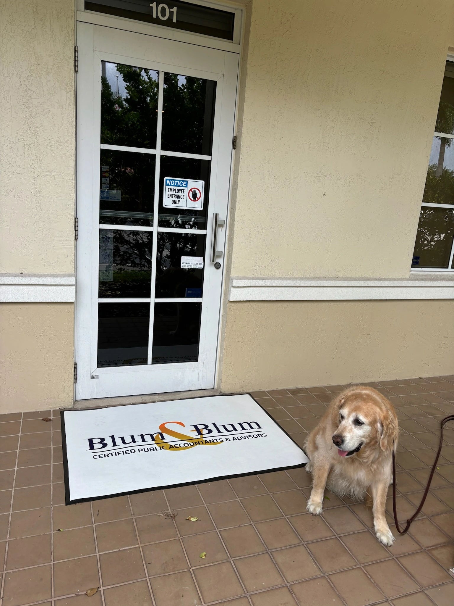 Custom logo rug for Blum & Blum CPA in Coral Springs, Florida.